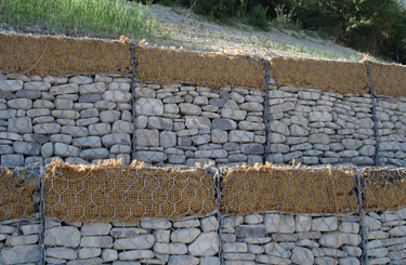 微信截圖_20190115104008.png 石籠網(wǎng)擋墻